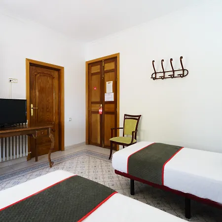 Oyo Espana Hotel