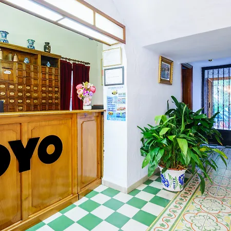 Oyo Espana Hotel Lanjaron