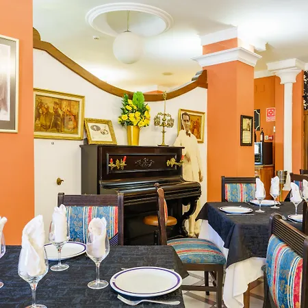 Oyo Espana Hotel