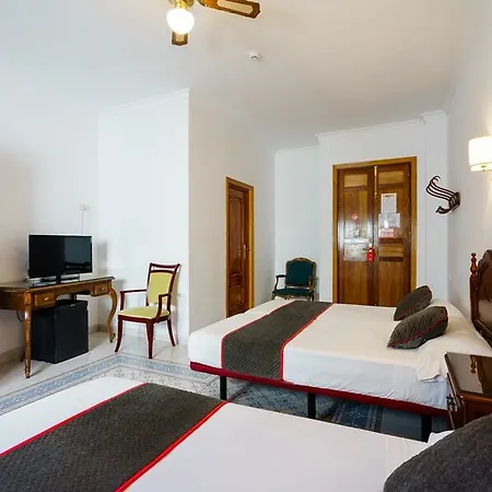Hotel Oyo Espana