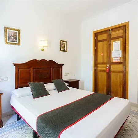 Oyo Espana Hotel